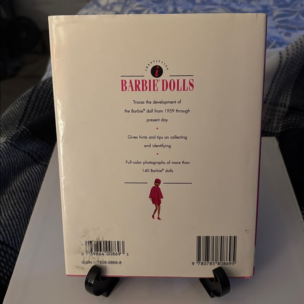 Identifying Barbie Dolls, The New Compact Study Guide and Identifier - Picture 4 of 15